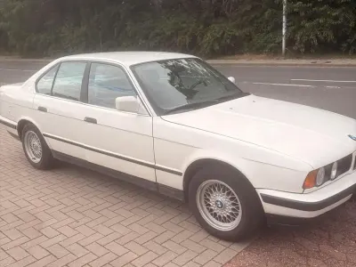 Gebraucht BMW 520 150 PS (110 kW) 1991 Weiß Limousine