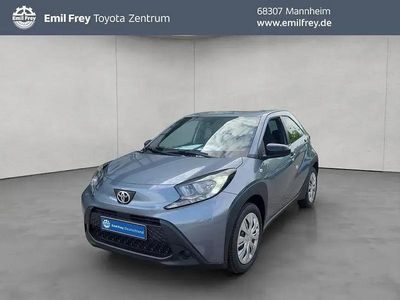 Grau Neu 2025 Toyota Aygo X Business Edition SUV | 17.550 € (Fairer Preis)