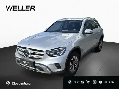Używany Mercedes GLC220 194 KM (142 kW) 2022 Srebrny SUV