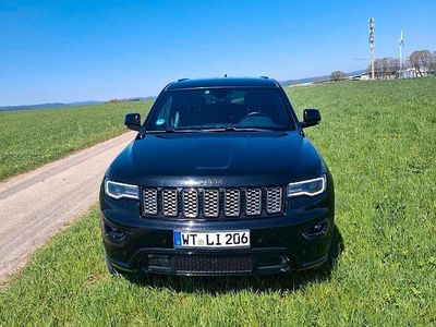 Second-hand Jeep Grand Cherokee Night Eagle 250 CP (183 kW) 2017 Negru SUV