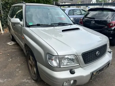 Gebraucht Subaru Forester 170 PS (125 kW) 2000 Silber SUV