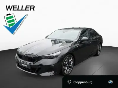 Gebraucht BMW i5 Comfort Edition 250 kW (340 PS) 2024 Black sapphire metallic (schwarz) Limousine