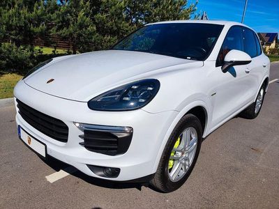Porsche Cayenne S E-Hybrid