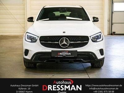 Gebraucht Mercedes GLC300 AMG line 258 PS (189 kW) 2019 Weiß Coupé