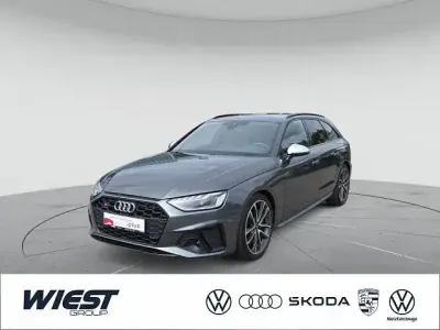 Gebraucht Audi S4 Design 341 PS (250 kW) 2023 Daytonagrau perleffekt Kombi