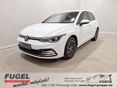 Gebraucht VW Golf VIII Style 204 PS (150 kW) 2022 Pure white Limousine