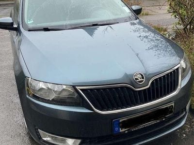 Gebraucht Skoda Rapid Ambition 90 PS (66 kW) 2016 Grau Kleinwagen
