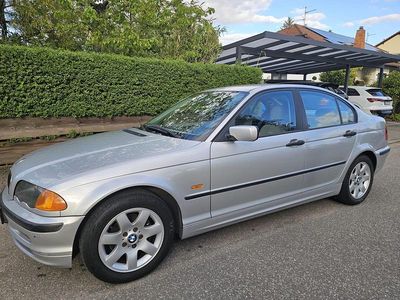 Second-hand BMW 318 118 CP (86 kW) 2001 Gri Berlinǎ