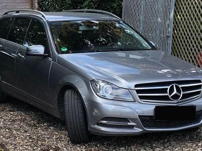 Gebraucht Mercedes C250 204 PS (150 kW) 2013 Grau Limousine