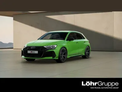 Neu Audi RS3 Sport 400 PS (294 kW) 2026 Kyalamigrün Limousine