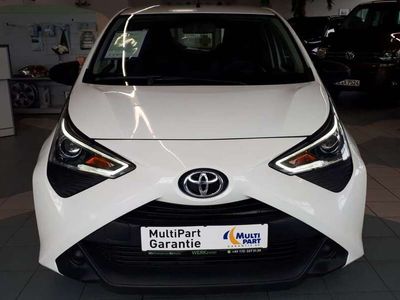 gebraucht Toyota Aygo 4-türig Klimaanlage ZV MF-Lenkr. Telefonvorbg.