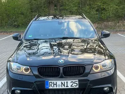 Gebraucht BMW 320 Performance 177 PS (130 kW) 2010 Schwarz Kombi
