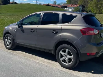 Gebraucht Ford Kuga Trend 140 PS (102 kW) 2011 Braun SUV