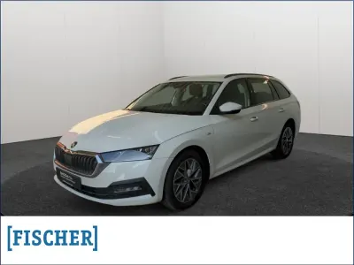 Gebraucht Skoda Octavia Tour 150 PS (110 kW) 2023 Weiss Kombi
