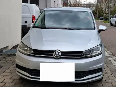 Gebraucht VW Touran Sound 110 PS (80 kW) 2018 Silber Van / Kleinbus