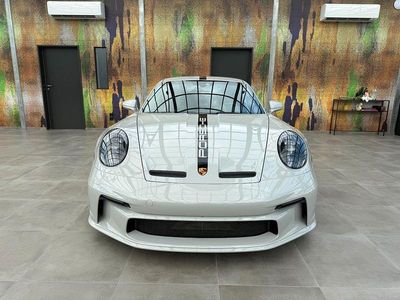 Grau Gebraucht 2023 Porsche 992 | 199.990 € (Fairer Preis)