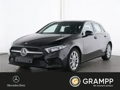 Gebraucht Mercedes A200 Business 163 PS (119 kW) 2024 Schwarz Limousine