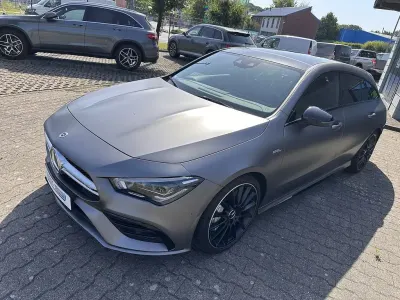 Gebraucht Mercedes CLA35 AMG Shooting Brake AMG 306 PS (225 kW) 2023 Grau Kombi