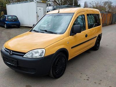 Gebraucht Opel Combo 97 PS (71 kW) 2006 Gelb Van / Kleinbus
