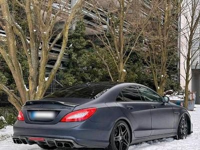 Second-hand Mercedes CLS63 AMG AMG 408 CP (300 kW) 2012 Albastru Berlinǎ