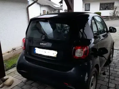 Używany Smart ForTwo Electric Drive 60 kW (82 KM) 2021 Czarny Coupe