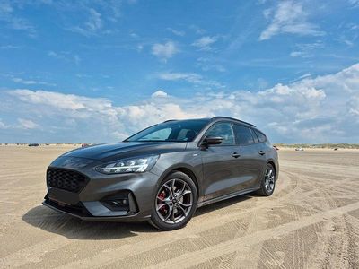 Gebraucht Ford Focus ST-Line 125 PS (91 kW) 2021 Grau Kombi