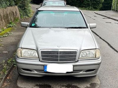Mercedes C180