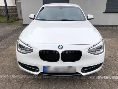 Second-hand BMW 120 Sport Line 184 CP (135 kW) 2012 Alb Hatchback