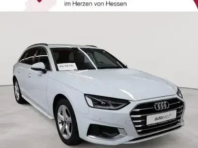 Second-hand Audi A4 Advanced 204 CP (150 kW) 2024 Alb Break