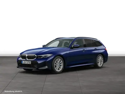Używany BMW 330e M Sport 292 KM (214 kW) 2025 Niebieski Kombi