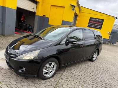 Schwarz Gebraucht 2005 Mitsubishi Grandis Intense Van / Kleinbus | 4.300 € (Teuer)