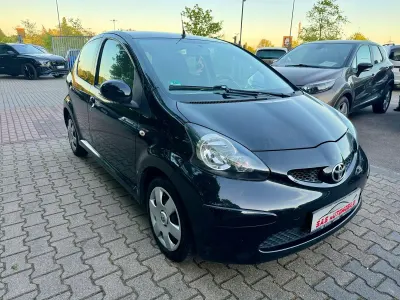Gebraucht Toyota Aygo Cool 68 PS (50 kW) 2008 Schwarz Kleinwagen