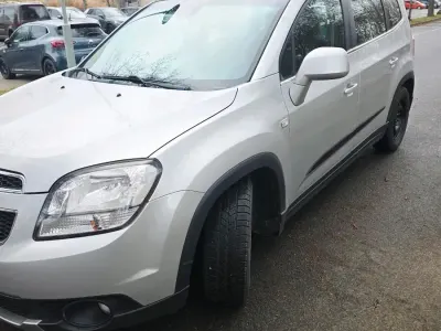 Gebraucht VW Touran 163 PS (119 kW) 2012 Braun Van / Kleinbus