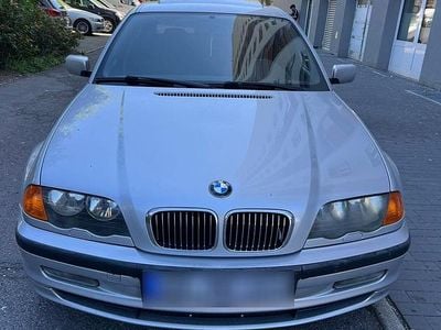 Usata BMW 328 195 CV (143 kW) 1998 Argento Berlina