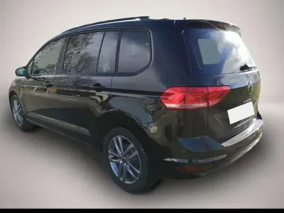 Neu VW Touran Comfortline 150 PS (110 kW) 2026 Manufacturer Van / Kleinbus