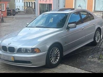 BMW 525