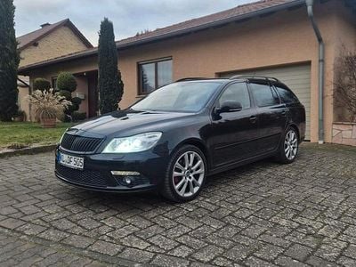 Schwarz Gebraucht 2012 Skoda Octavia vRS Kombi | 5.900 € (Etwas zu teuer)