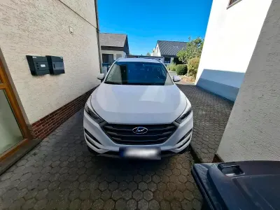 Gebraucht Hyundai Tucson 132 PS (97 kW) 2018 Weiß SUV