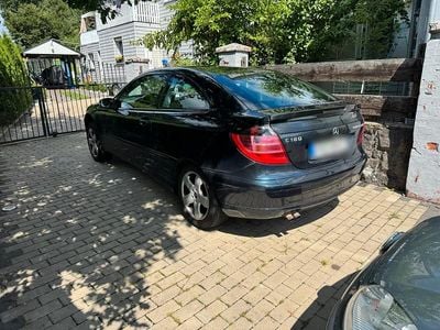 Mercedes C180