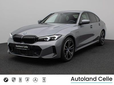 BMW 330e