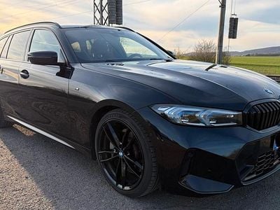 Gebraucht BMW 330 M Sport 286 PS (210 kW) 2023 Schwarz Kombi