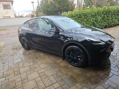 Gebraucht Tesla Model Y Standard Range 219 kW (299 PS) 2024 Schwarz SUV