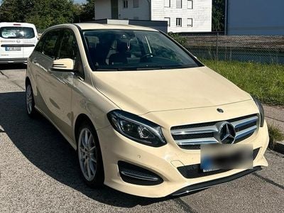 Mercedes B200