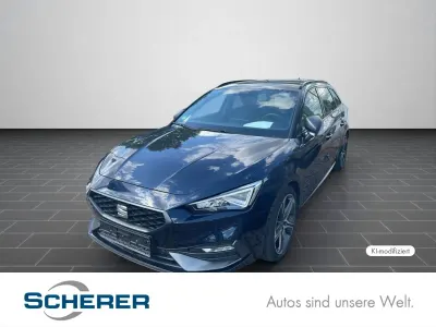 Gebraucht Seat Leon FR 150 PS (110 kW) 2022 Asphalt blau metallic (metallic) Limousine