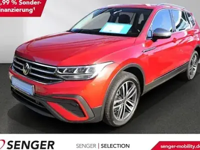 Używany VW Tayron Life 150 KM (110 kW) 2023 Czerwony SUV
