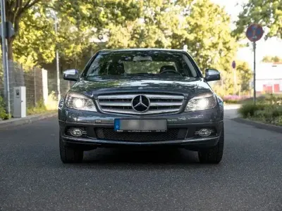 Gebraucht Mercedes C230 Avantgarde 204 PS (150 kW) 2007 Grau Limousine