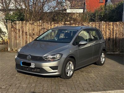 Silber Gebraucht 2014 VW Golf Sportsvan Comfortline Van / Kleinbus | 11.590 € (Fairer Preis)