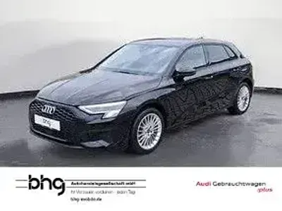 Używany Audi A3 Advanced Plus 150 KM (110 kW) 2024 Czarny Sedan/Limuzyna