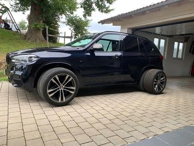 BMW X5 M50