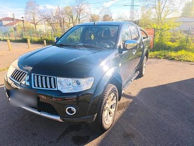 Usata Mitsubishi L200 178 CV (130 kW) 2011 Nero Pick-up